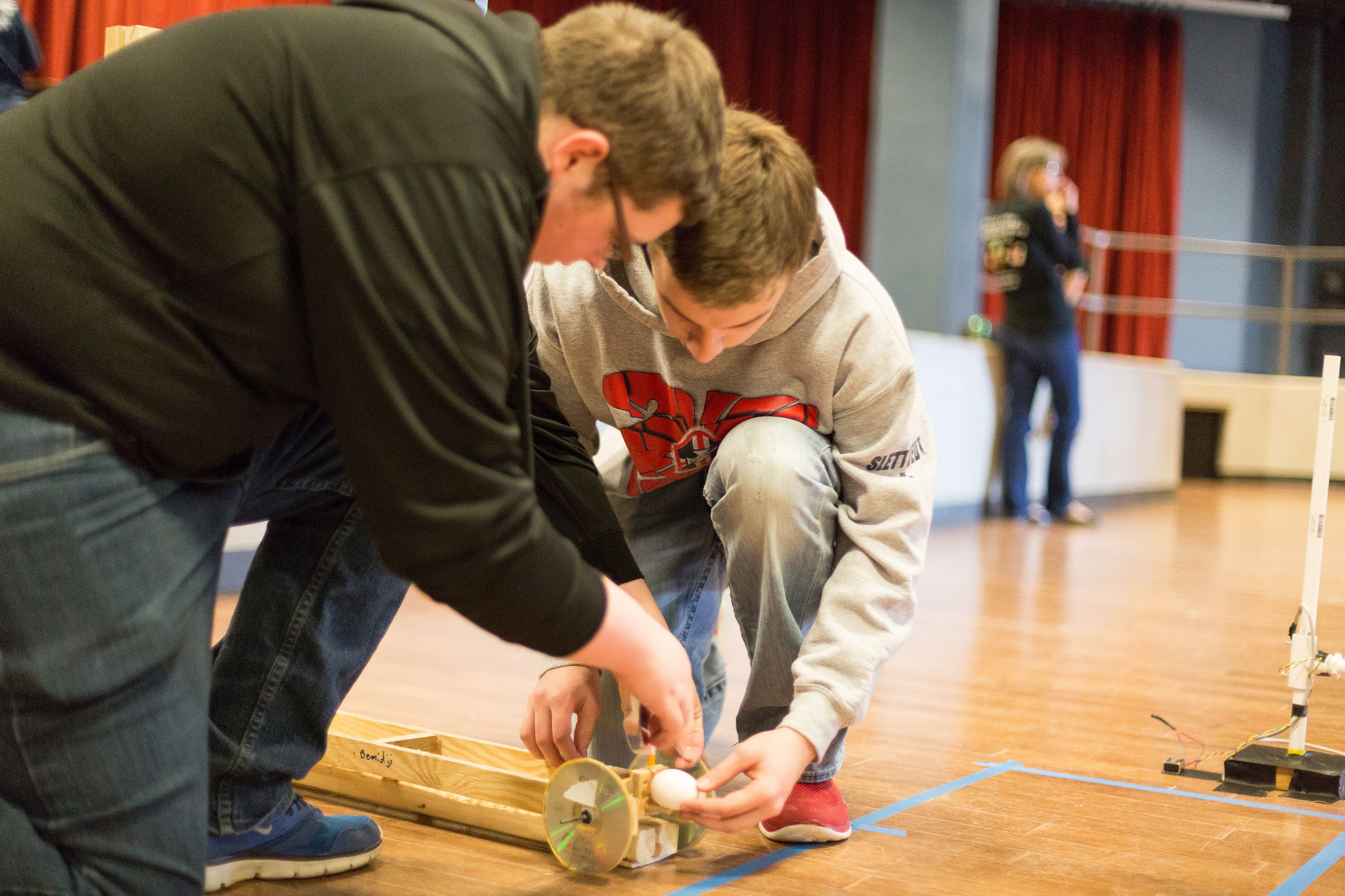 Science olympiad scrambler vehicle